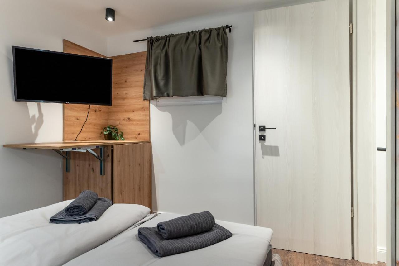 Downtown Luxury By Stlcz With 2 Bathrooms Budapest Luaran gambar